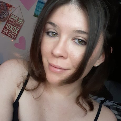 Nacktes geleaktes OnlyFans-Foto von Posha Madalen