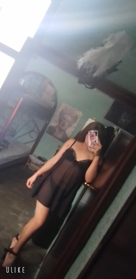 Nacktes geleaktes OnlyFans-Foto von Poleth