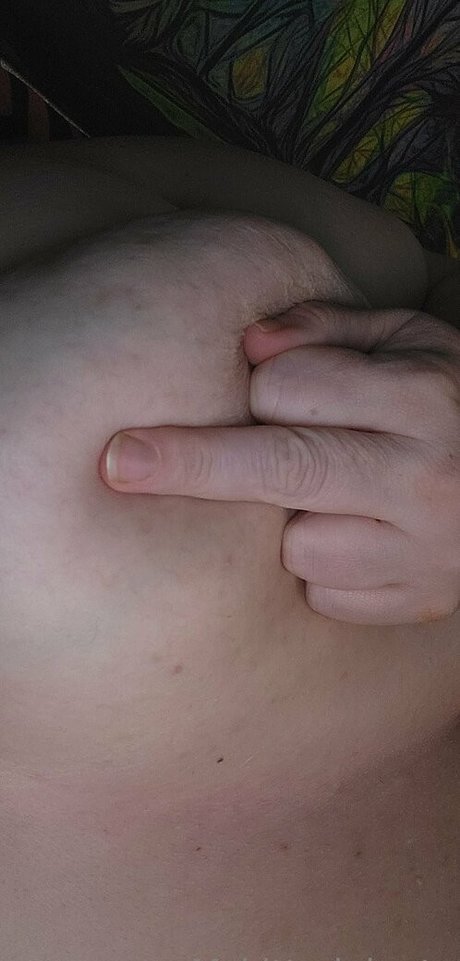 Nacktes geleaktes OnlyFans-Foto von Mskittydelgato