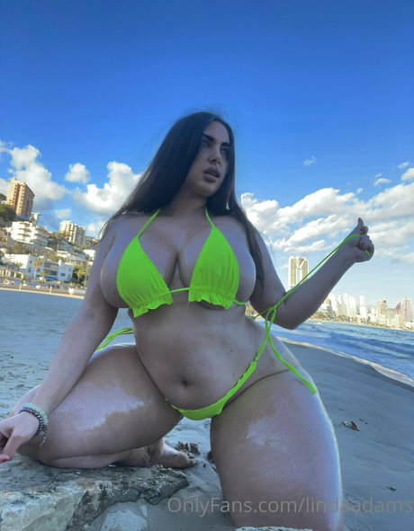 Nacktes geleaktes OnlyFans-Foto von Lindaadams