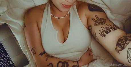 Nacktes geleaktes OnlyFans-Foto von Livp