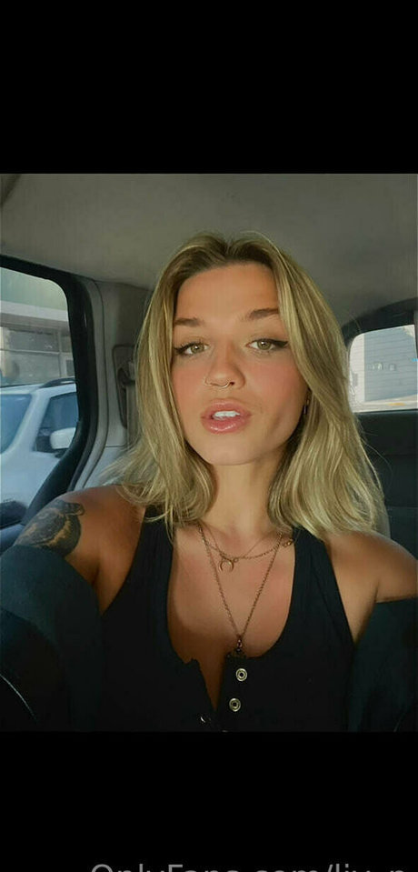Nacktes geleaktes OnlyFans-Foto von Livp