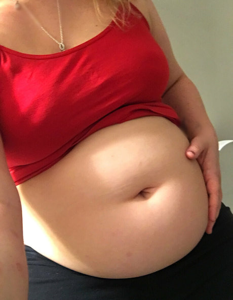 Nacktes geleaktes OnlyFans-Foto von Curvybecky