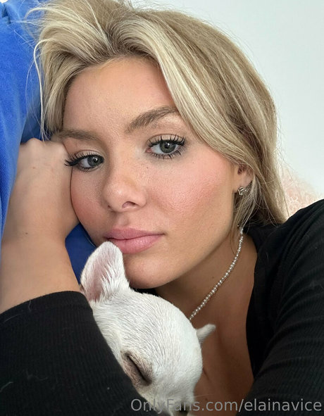 Nacktes geleaktes OnlyFans-Foto von Elainavice