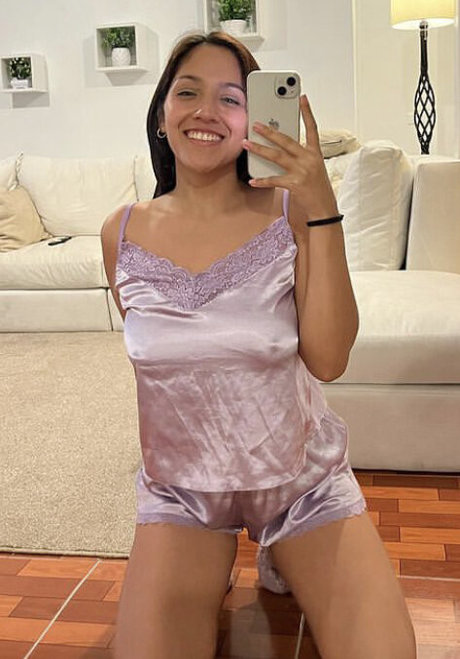 Nacktes geleaktes OnlyFans-Foto von Catisabel