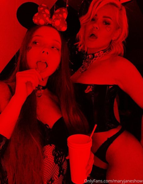 Nacktes geleaktes OnlyFans-Foto von Maryjaneshow