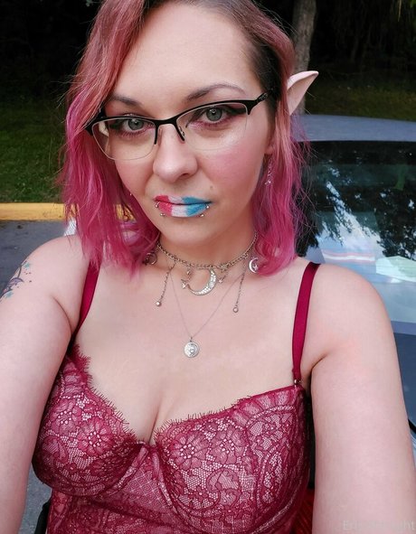 Nacktes geleaktes OnlyFans-Foto von Wyldestardust