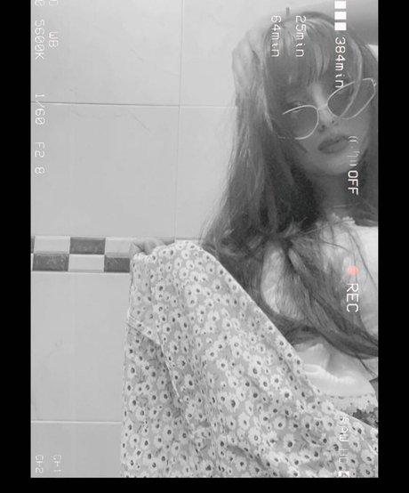 Nacktes geleaktes OnlyFans-Foto von Mimita