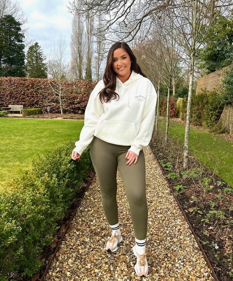 Nacktes geleaktes OnlyFans-Foto von Jacqueline Jossa