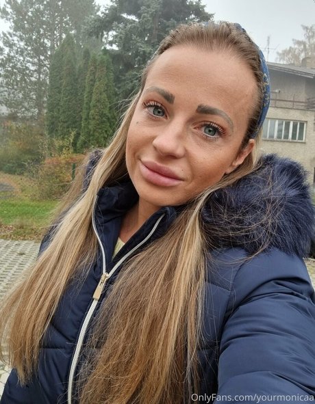 Nacktes geleaktes OnlyFans-Foto von Yourmonicaa