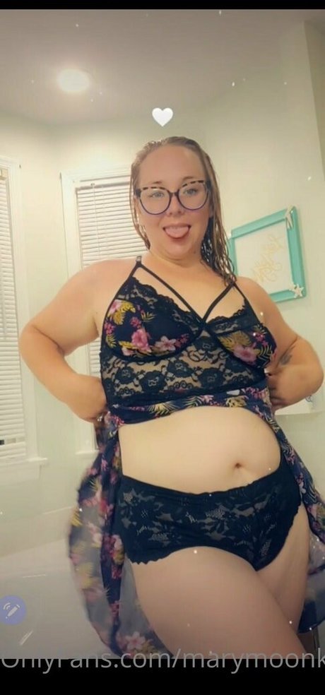 Nacktes geleaktes OnlyFans-Foto von Marymeadows