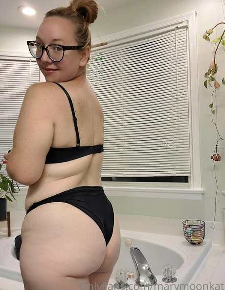 Nacktes geleaktes OnlyFans-Foto von Marymeadows