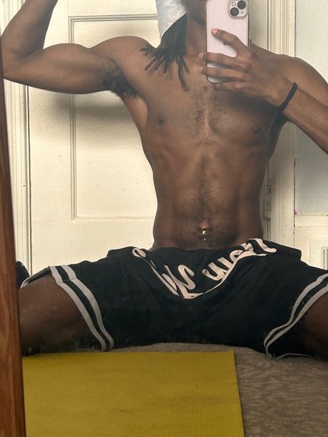 Nacktes geleaktes OnlyFans-Foto von Cosmo