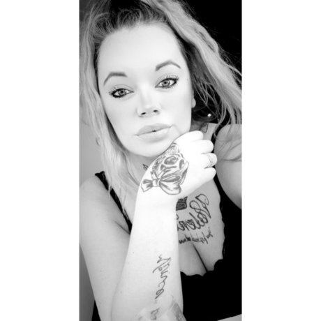Nacktes geleaktes OnlyFans-Foto von Priscillaaa