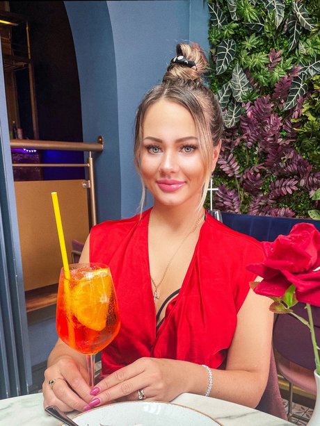 Nacktes geleaktes OnlyFans-Foto von Valentinne