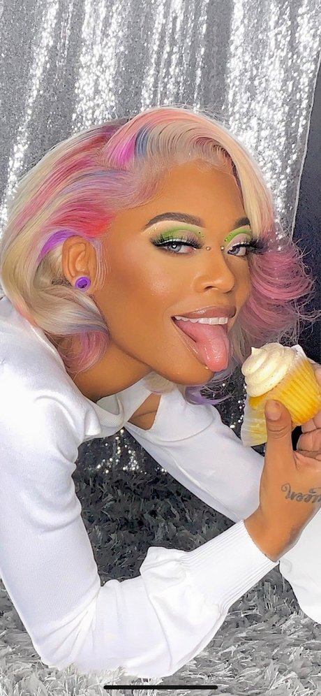 Nacktes geleaktes OnlyFans-Foto von The Black Sheep