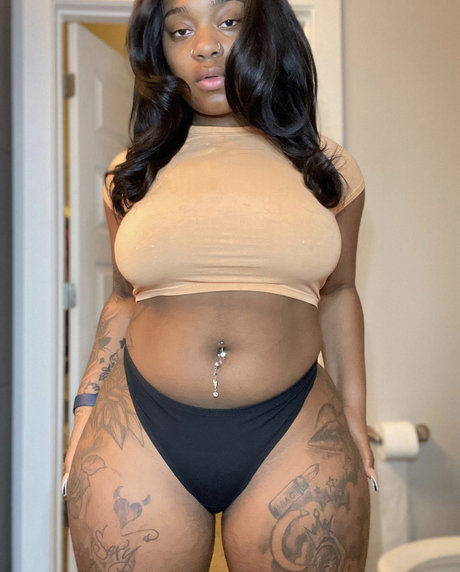 Nacktes geleaktes OnlyFans-Foto von Arribaby