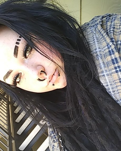 Nacktes geleaktes OnlyFans-Foto von Emme C