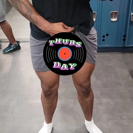 Nacktes geleaktes OnlyFans-Foto von Rayfitz
