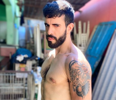 Nacktes geleaktes OnlyFans-Foto von Raphamasters