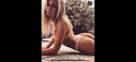 Nacktes geleaktes OnlyFans-Foto von Amanda