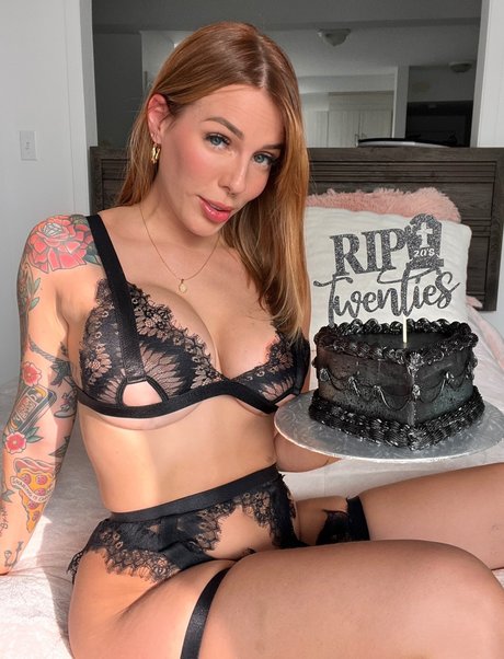 Nacktes geleaktes OnlyFans-Foto von Sah Vabien