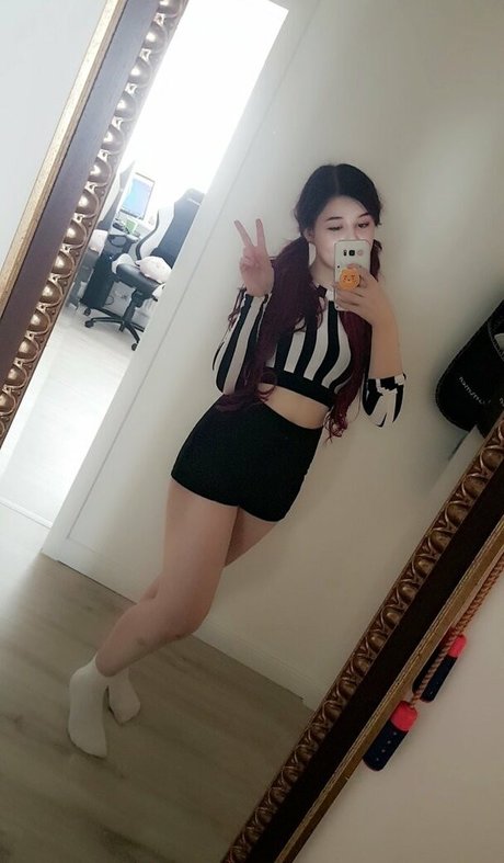 Nacktes geleaktes OnlyFans-Foto von Yuli