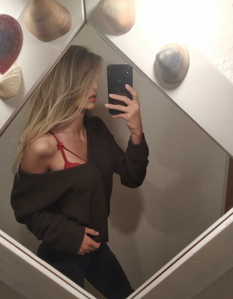 Nacktes geleaktes OnlyFans-Foto von Missessummoner