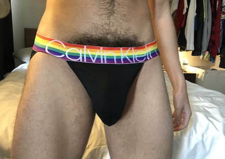 Nacktes geleaktes OnlyFans-Foto von Hunghedonist420