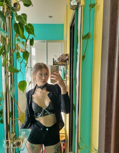 Nacktes geleaktes OnlyFans-Foto von Leniofficial