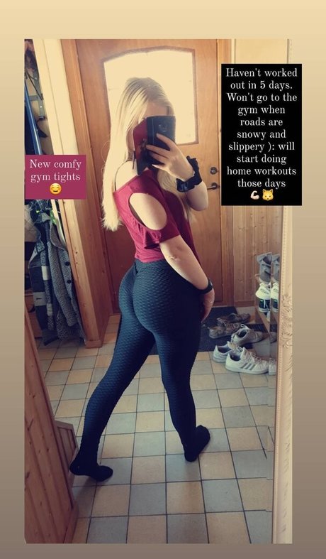 Nacktes geleaktes OnlyFans-Foto von Purrluna