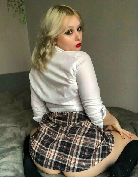 Nacktes geleaktes OnlyFans-Foto von Juicyjuus