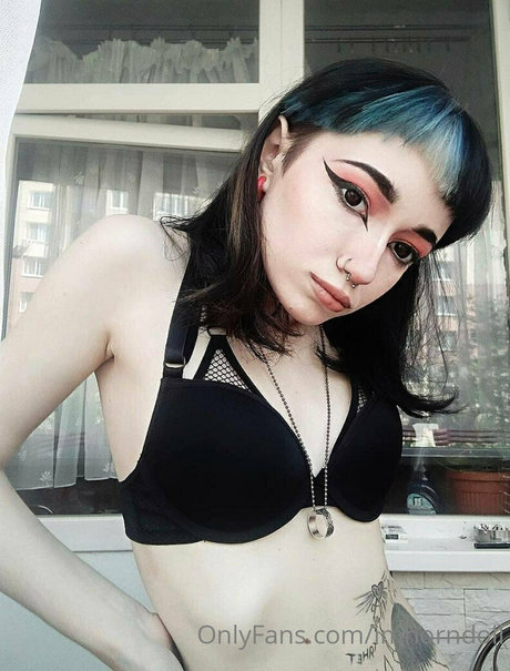 Nacktes geleaktes OnlyFans-Foto von Imhorndoll