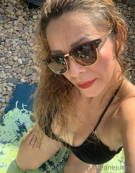 Nacktes geleaktes OnlyFans-Foto von Theonejuana