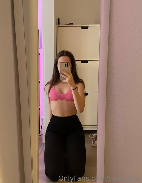 Nacktes geleaktes OnlyFans-Foto von Leylafree