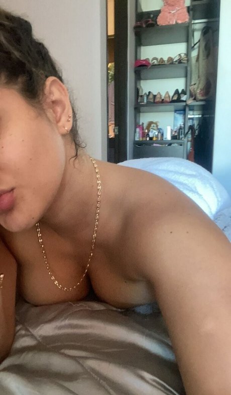 Nacktes geleaktes OnlyFans-Foto von Karmen Mestre