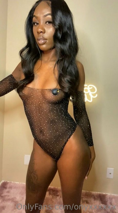 Nacktes geleaktes OnlyFans-Foto von Onyxxxxxx