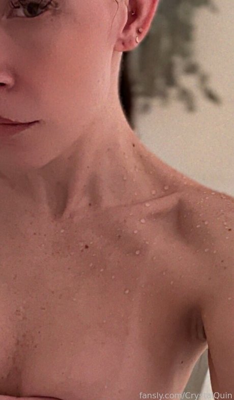 Nacktes geleaktes OnlyFans-Foto von Crystal Quin