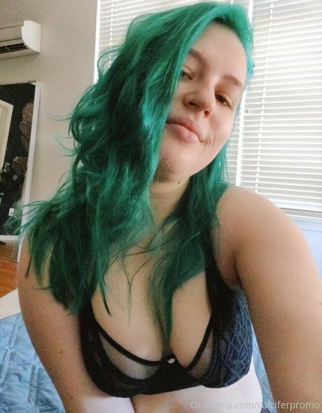 Nacktes geleaktes OnlyFans-Foto von Calciferpromo