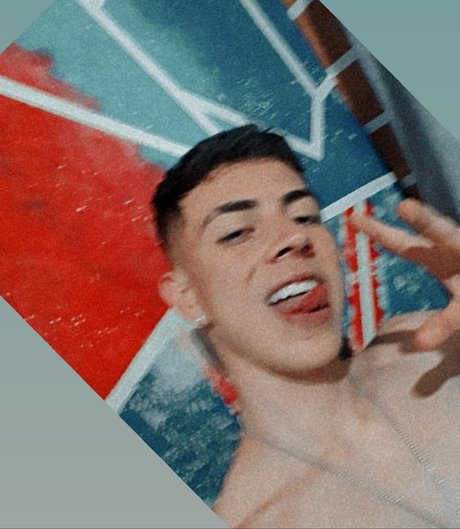 Nacktes geleaktes OnlyFans-Foto von Santi Garca