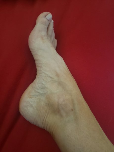 Nacktes geleaktes OnlyFans-Foto von Sweetfeet