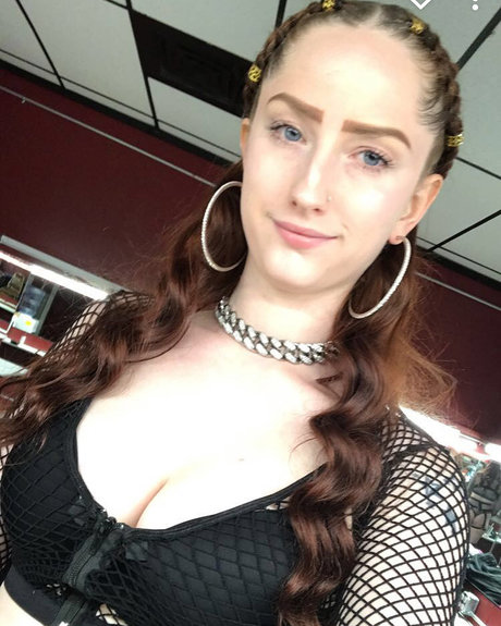 Nacktes geleaktes OnlyFans-Foto von Sasha Camilla