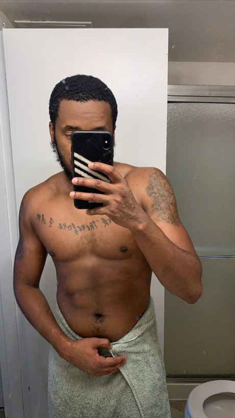 Nacktes geleaktes OnlyFans-Foto von The Rulerxxx 