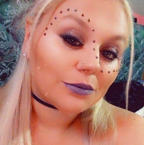 Nacktes geleaktes OnlyFans-Foto von Tbaby