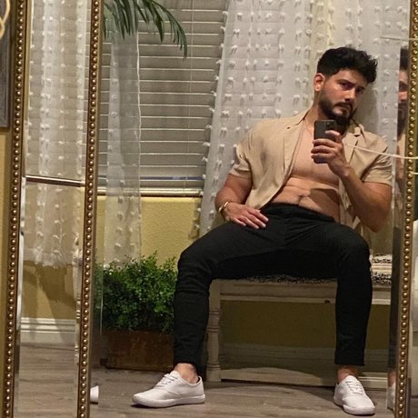 Nacktes geleaktes OnlyFans-Foto von Richie Valentine