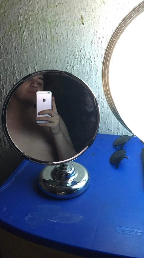 Nacktes geleaktes OnlyFans-Foto von Lisandro