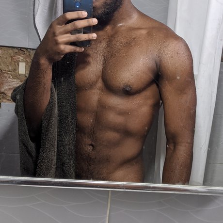 Nacktes geleaktes OnlyFans-Foto von Luid Tarantino