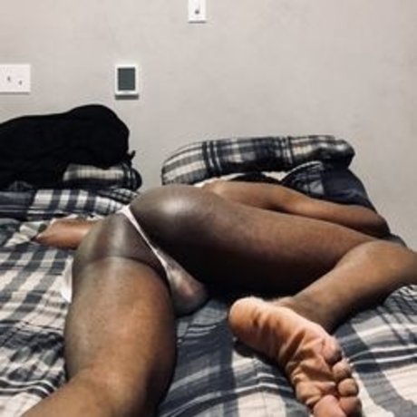 Nacktes geleaktes OnlyFans-Foto von Sexualhealer