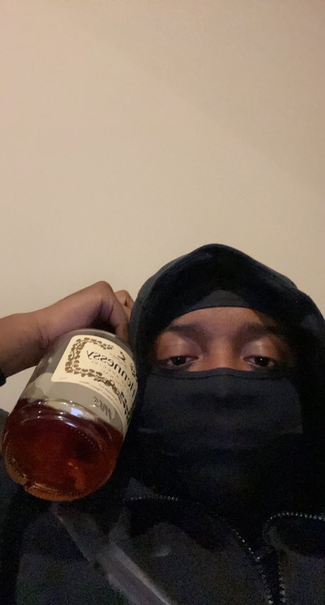 Nacktes geleaktes OnlyFans-Foto von Slimeslatt