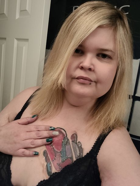 Nacktes geleaktes OnlyFans-Foto von Jaidynne